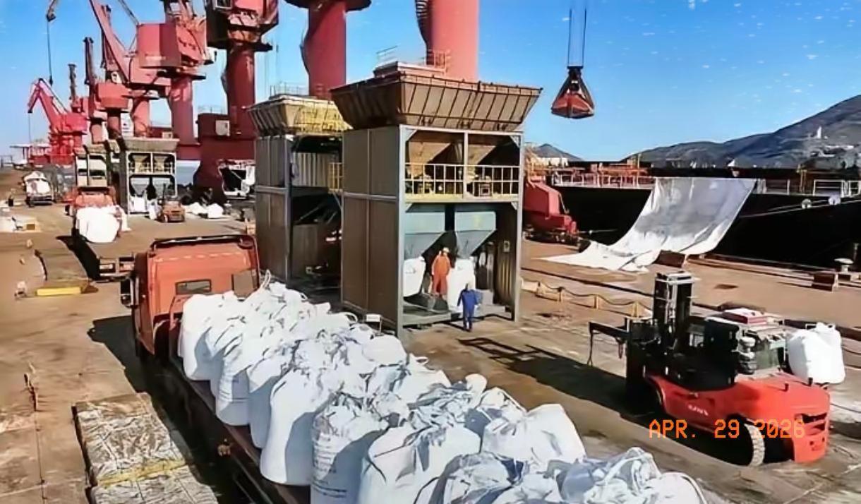 印度彻底睡不着了​4月29日，不少海外化肥进口商表示，中国正在加强对化肥出