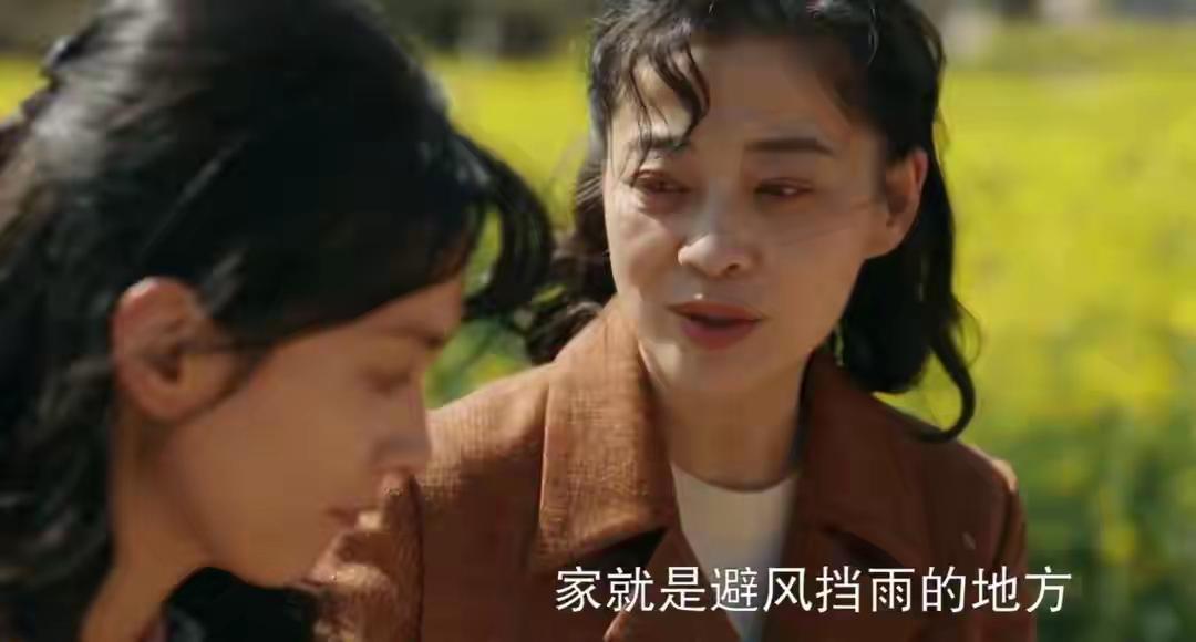 《好好的时光》里苏小曼这波操作，真是让人又哭又笑！为了保住继女庄好好名声，硬是上