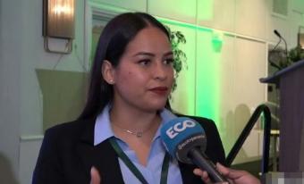 那个把华人纪念碑拆除的巴拿马市场要进监狱了，这次她终于受到了应有的惩罚。 近