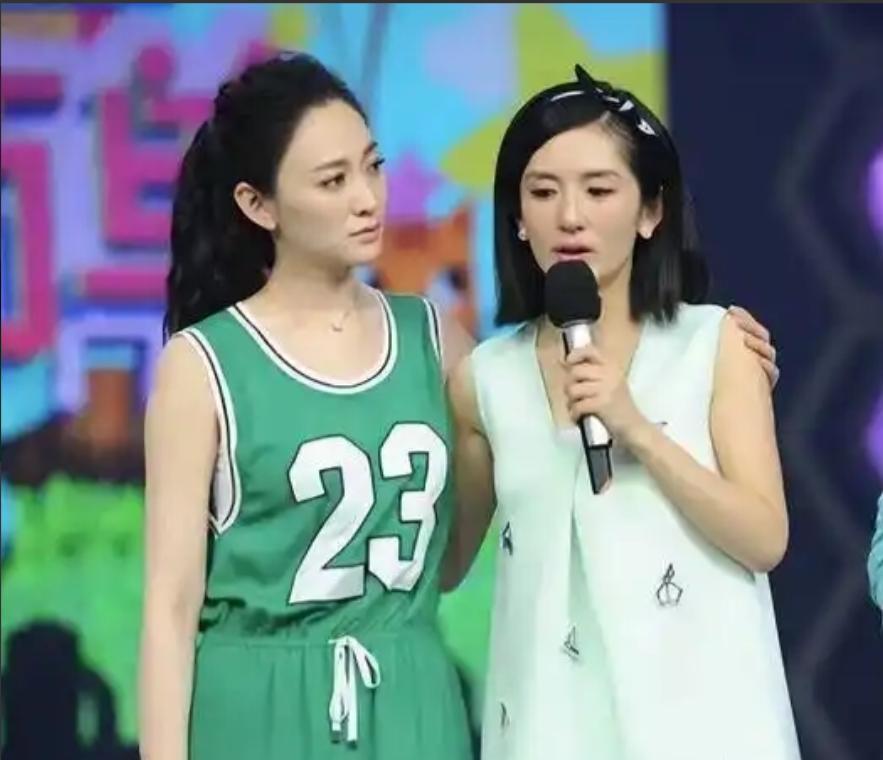 谢娜大婚时，李小冉对男友说：“壮壮，你先憋两天，我去香格里拉给好闺蜜当伴娘”，3