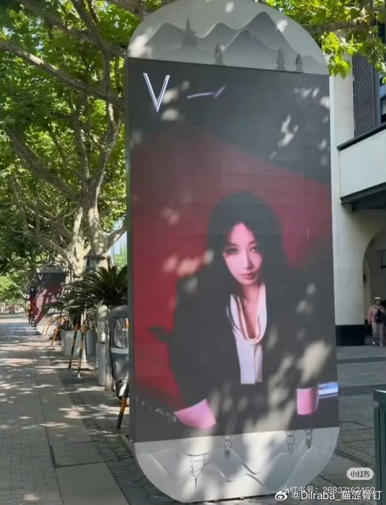 笑的我好崩溃[笑着哭]​​​