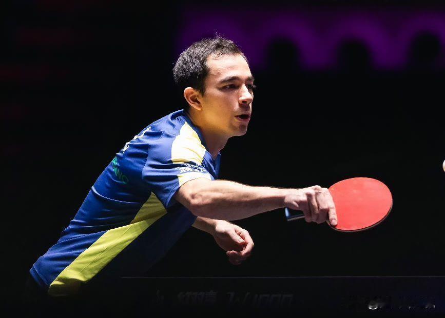 雨果最近走狗屎运了。一是被萨尔布吕肯俱乐部招到麾下，与樊振东成