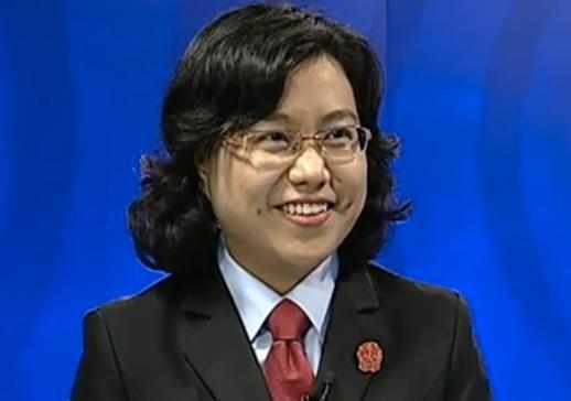 陈永贵的孙女陈春梅。她不是名人，也不算是高官，现任最高人民法院督察局副局长。但是