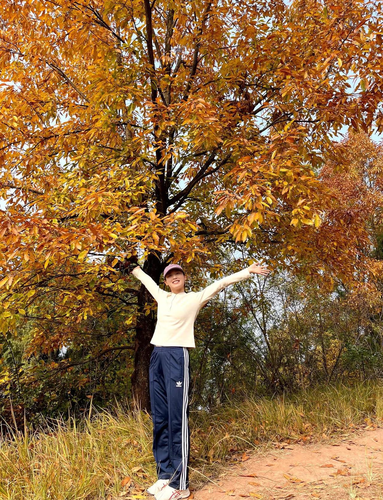 金堂老牛坡—超适合冬天的山脊线导航：老牛坡徒步大环线(入口)终点停车位不多，