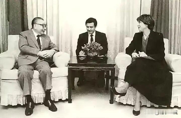 曾任台湾地区“教育部”主任秘书庄国荣，早年经辱骂过马英九的父亲，为此台湾政治大学