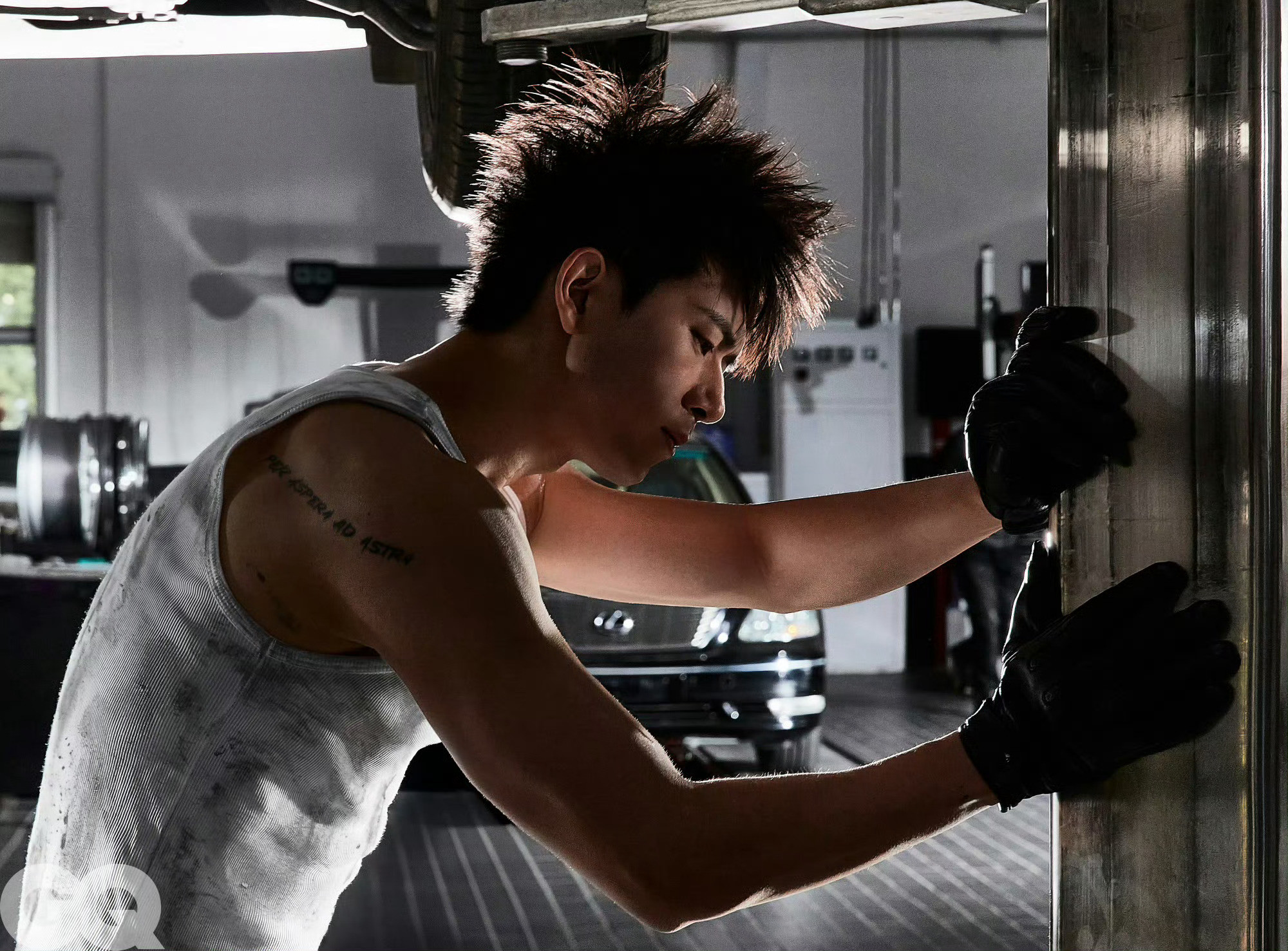 李现xGQ精英三月刊RickOwens时尚先锋大片摄影：NARAN