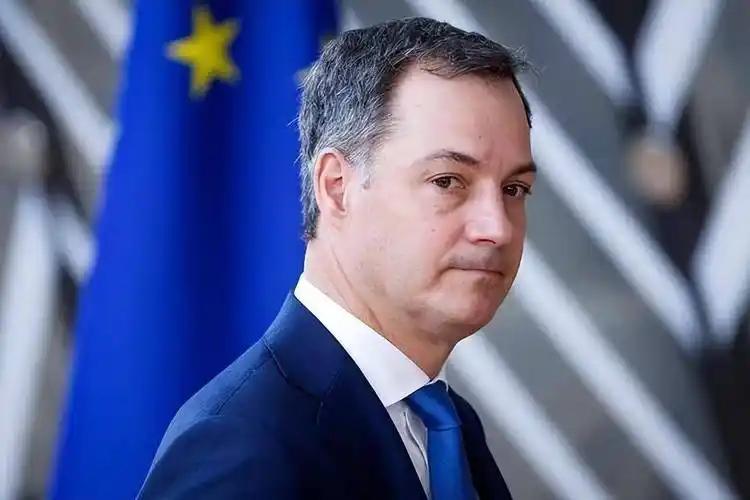 比利时首相说：“人人都想加入欧盟，没人想加入中国。美国的任何邻国都不会说想加入美