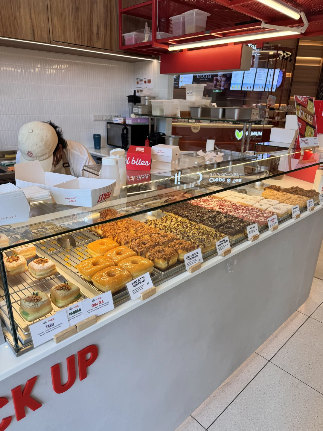 🇹🇭在曼谷吃到了新加坡很火的酸种甜甜圈🍩