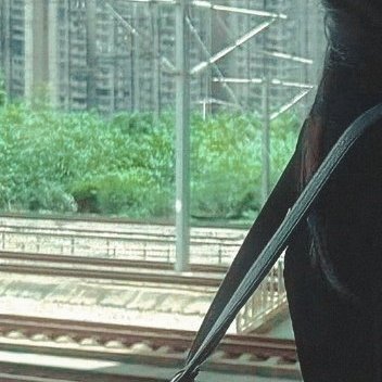 杨幂阳光信用🌞每日一善【晚安】愿你以快乐为盾，直面各种艰难险阻。我们常常反