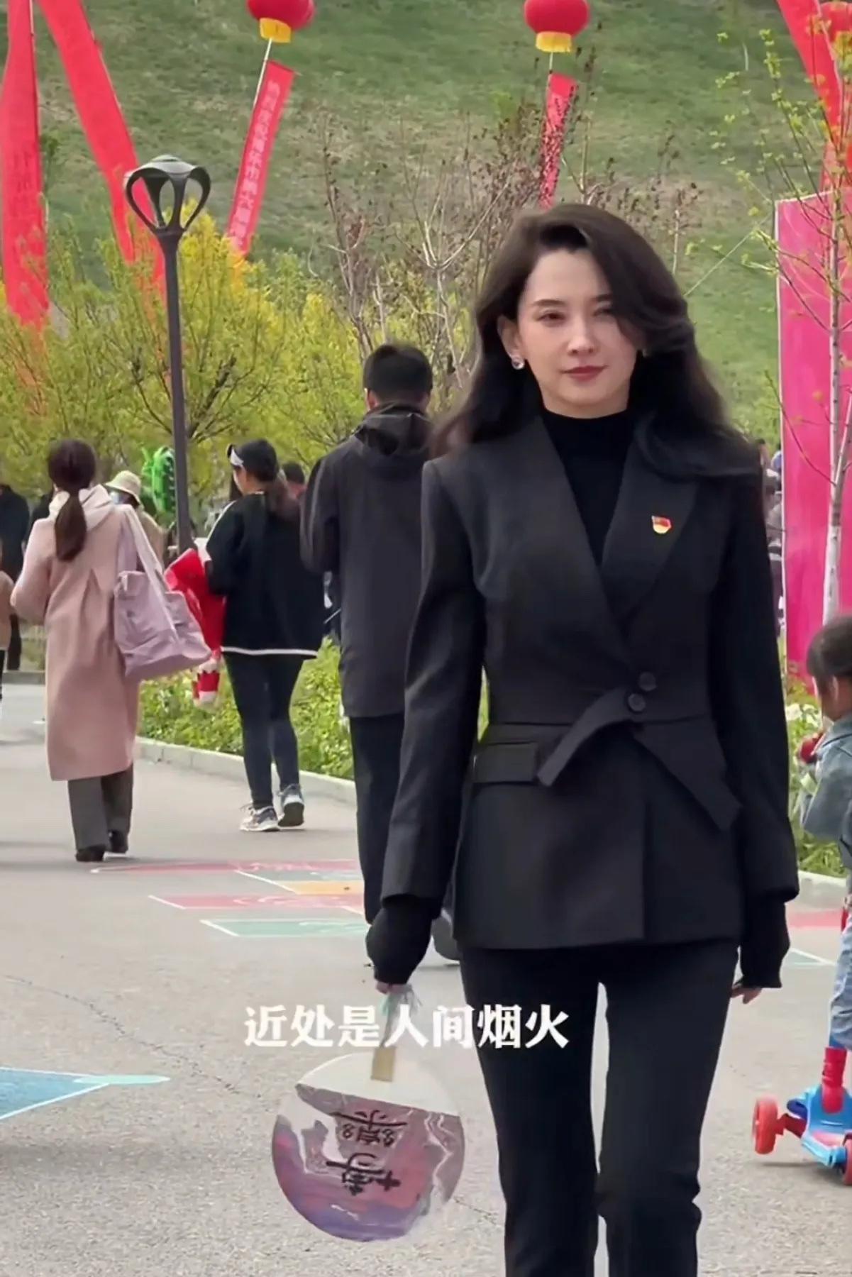 汪峰真会挑人啊