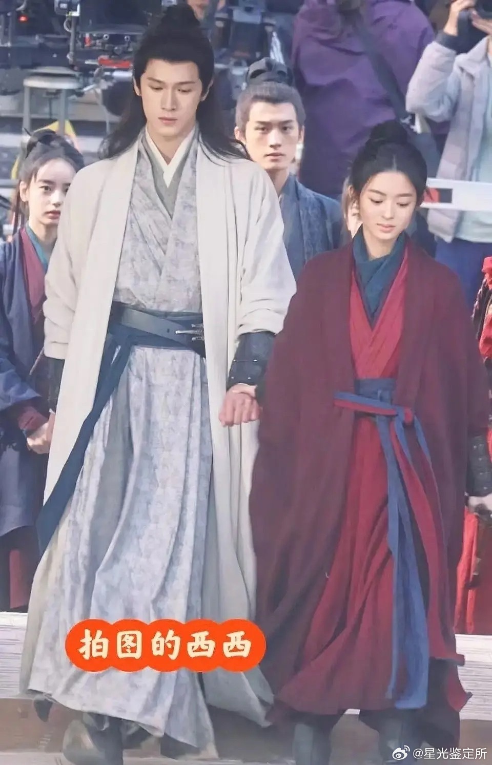 冰湖重生这一对，年龄差这么大，真的会有cp感吗？