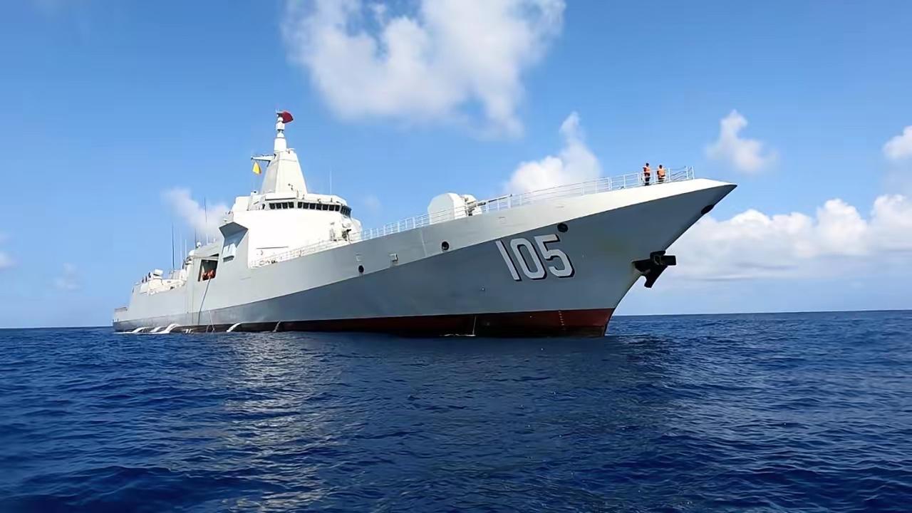 日本媒体报道了中国055大驱已经到达了惊人的10艘，然而一位日本网民直言，中国0