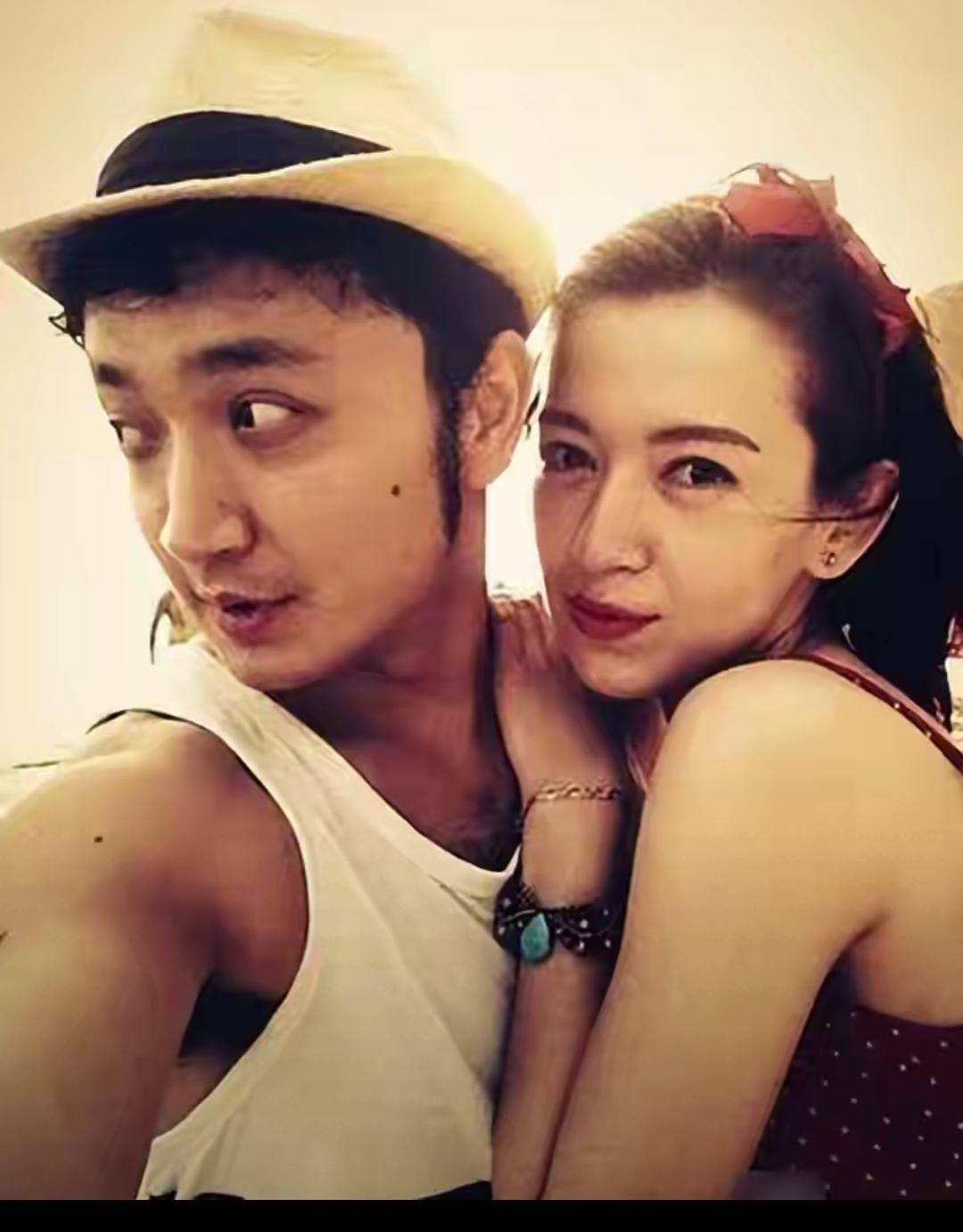 离过年不到俩月，42岁尼格买提高调官宣喜讯，前妻帕夏古丽后悔吗？离2026春