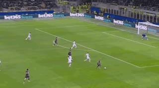 拿到2025-2026年度意大利金童奖的皮奥愈发出色，在国米主场2-1战胜欧冠新