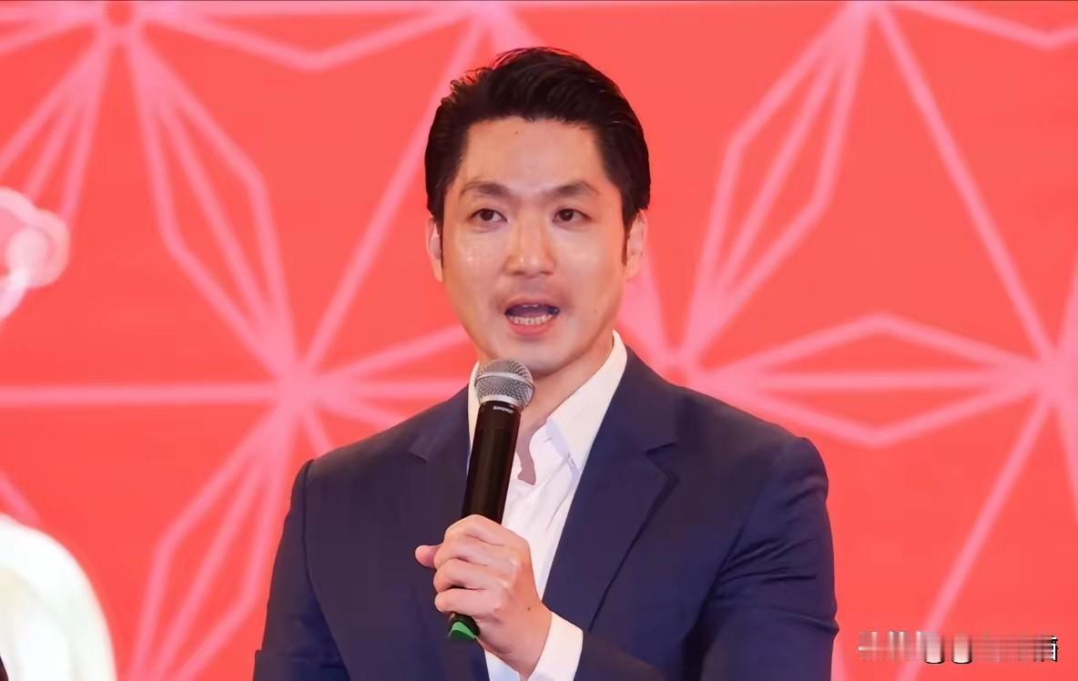 蒋万安回应落后30%今天下午，台北市长蒋万安出席台北市2026学年度校长交接典