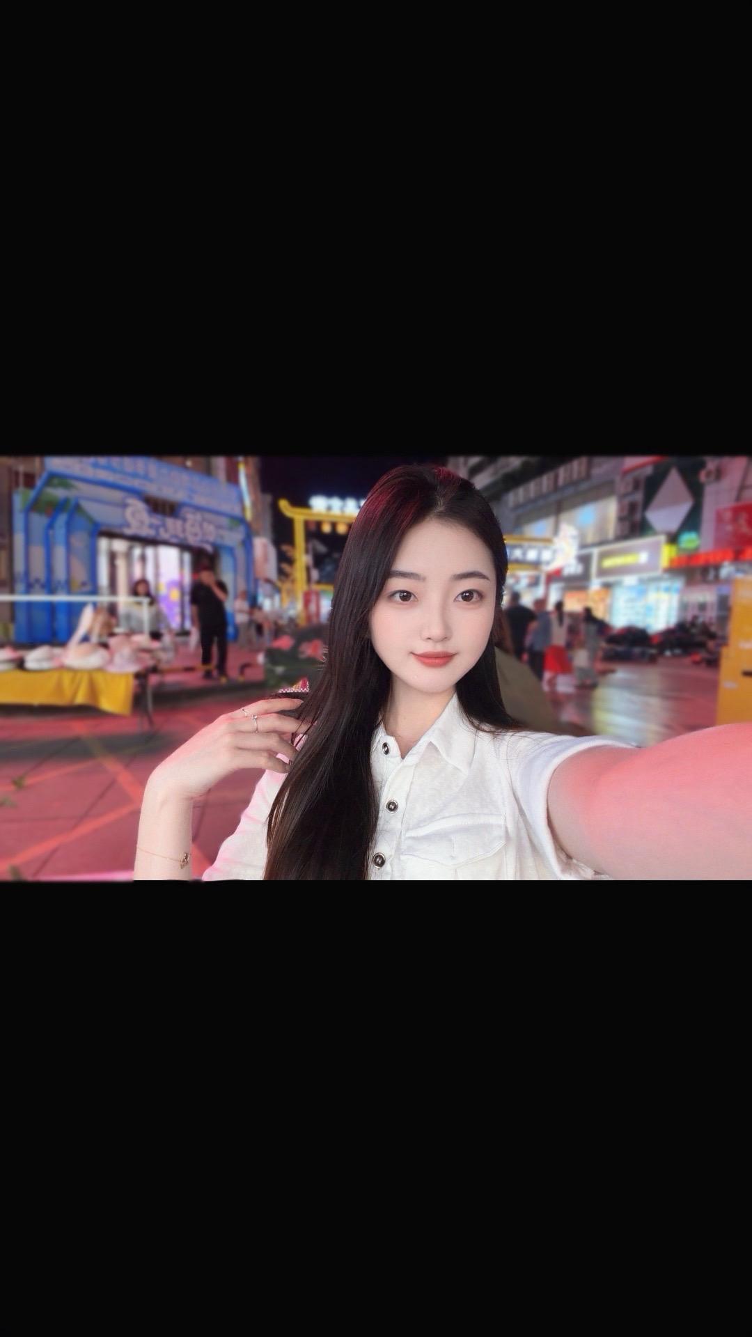 留不住照片的人😂