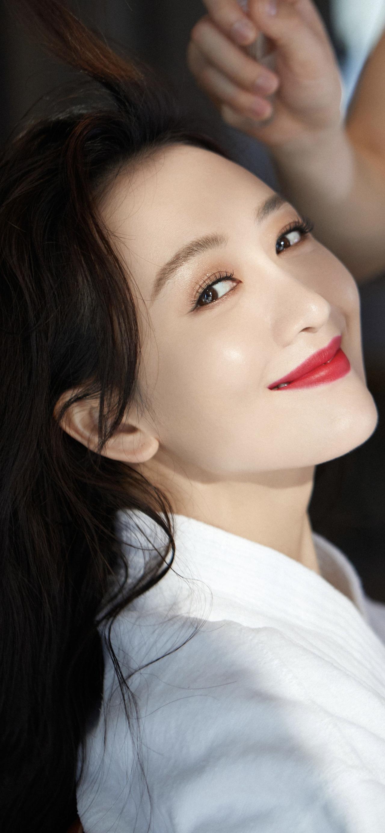 美女壁纸-第5807期-王鸥