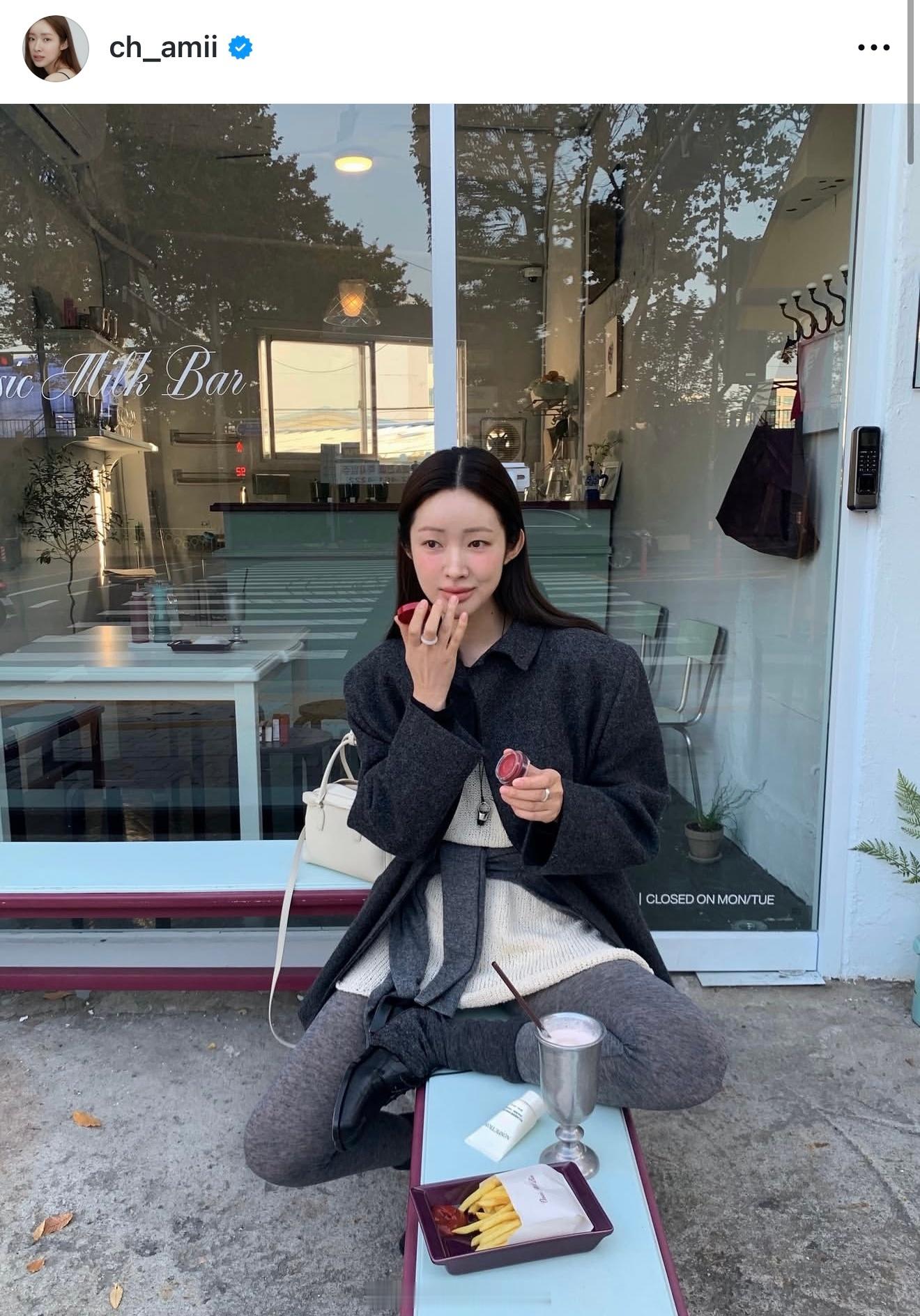 连续更新第2645天韩国时尚女生日常搭配车mm穿搭