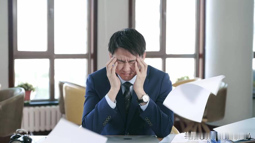 我与主任医师的闲聊我在医学院校当过六年的校长和书纪，使我有条件接触不少医生朋友