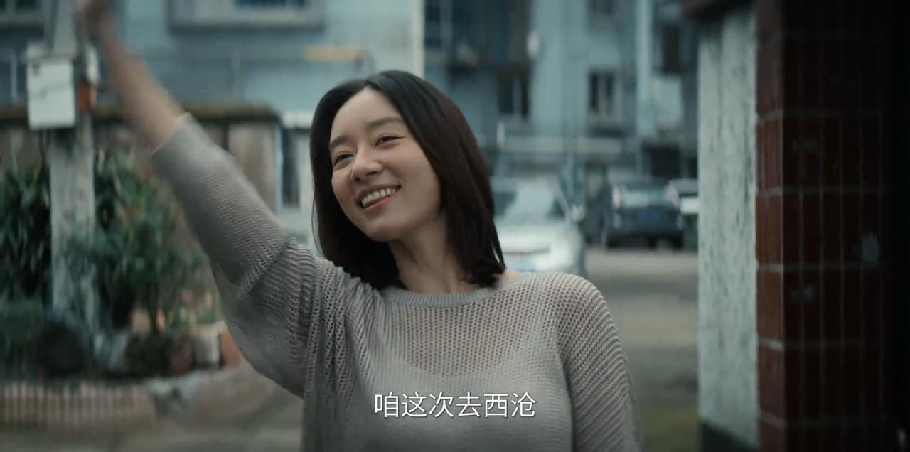 许安妮怀孕了，看似孩子是徐福的，实际上并不是。人类和地枭是有生殖隔离的。许安