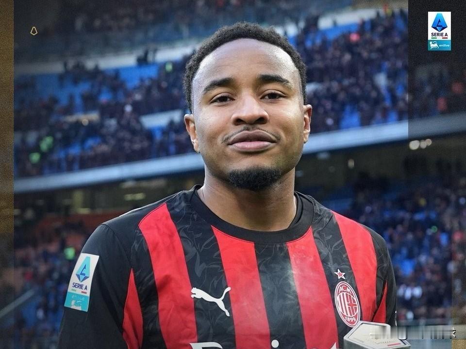 恩昆库被摆上货架后终于进球…意甲联赛第17轮，AC米兰坐镇主场以3比0战胜维罗纳