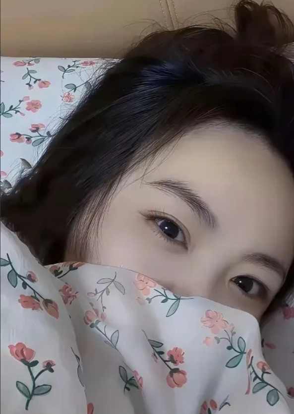 男同事一大早托着行李箱到公司，红着眼眶说:他女朋友没了！昨天520，他女朋友
