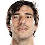 曼联的球探们最近悄悄瞄上了纽卡斯尔的“中场小能手”托纳利，结果呢？安迪-米滕大叔