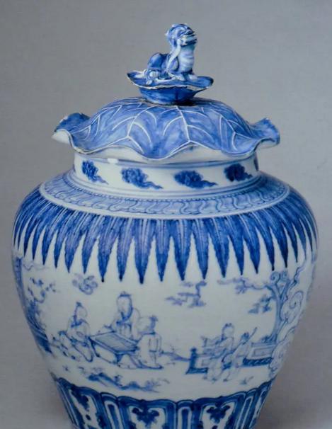 1993年，香港佳士得拍卖会上，一件标识为“明成化年间”的青花大罐无人问津，被故