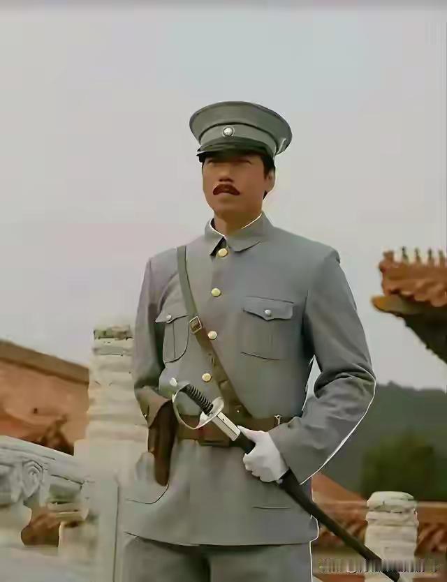 我敢打赌！能看出这个人是谁的，绝对是个爱好历史的牛人。