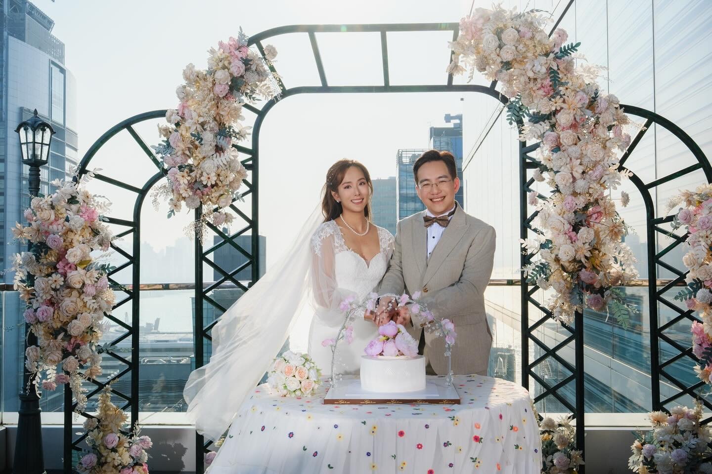 41岁香港女艺人吴幸美结婚