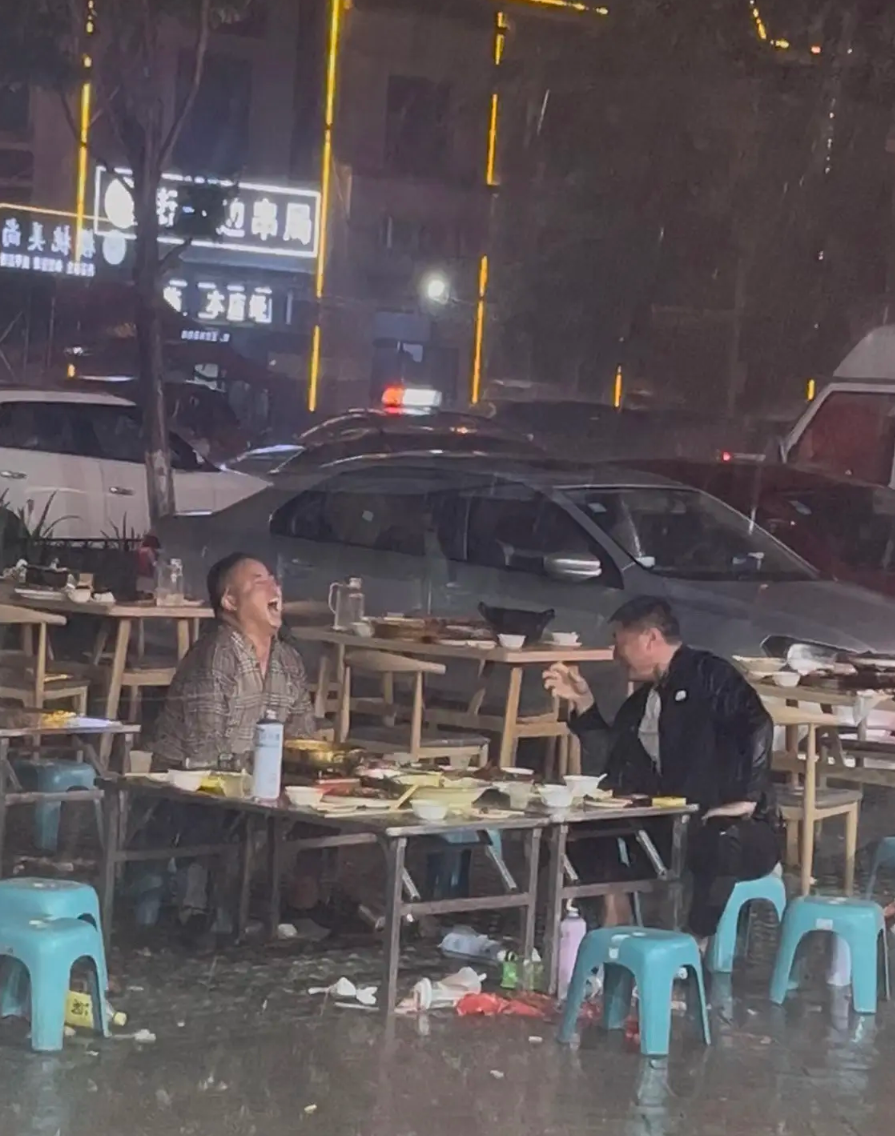 这可能是他们在最放松快乐的时候！
