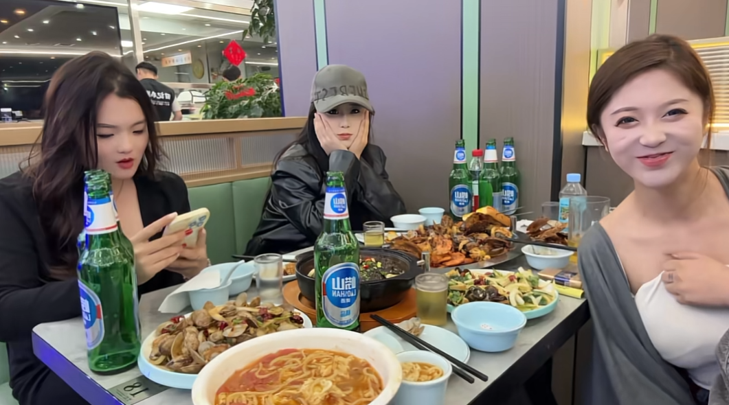 我和我一年一见的塑料朋友们！
