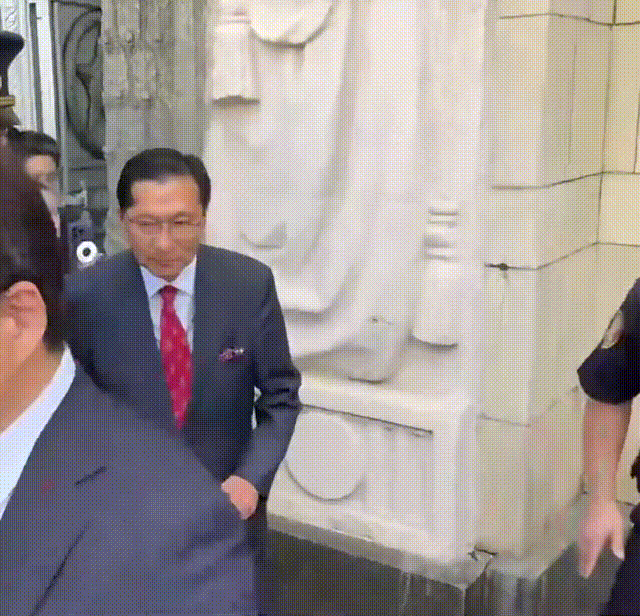 日本大使武藤彰（AkiraMuto）终于在8月18日奉召去了俄罗斯外交部。俄外