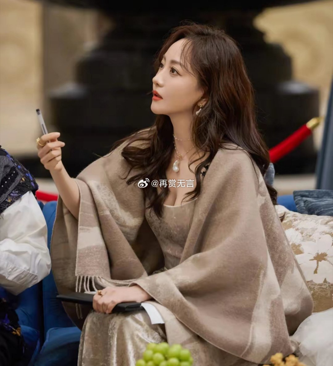 于正捧了她很多次，都捧不红，万年女二好可惜。