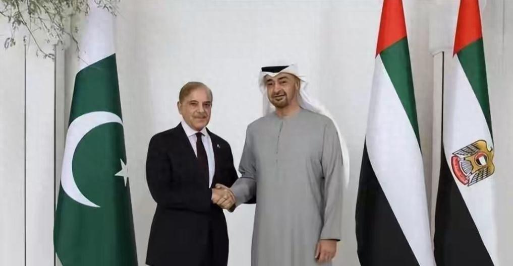 巴基斯坦终于还钱了！2026年4月24日，财联社发布了一条重要消息：巴基斯坦