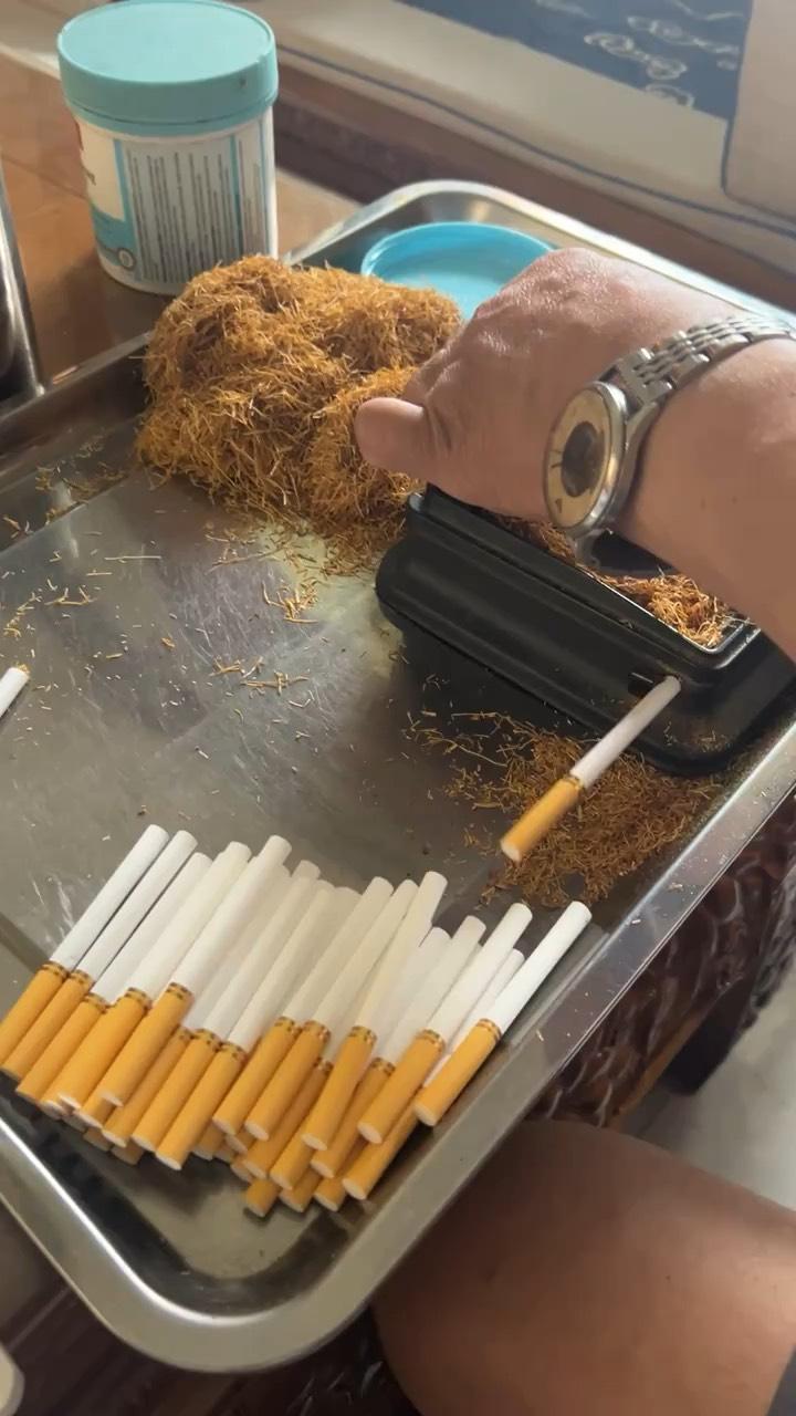 这次烟草公司真是自己给自己找麻烦了！搞了个什么“自毁营销”，硬生生把消失了三十多