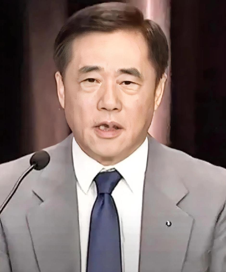 郝龙斌在2025年9月27日国民党主席第二场辩论会上提出“和中”表述，引发党内争