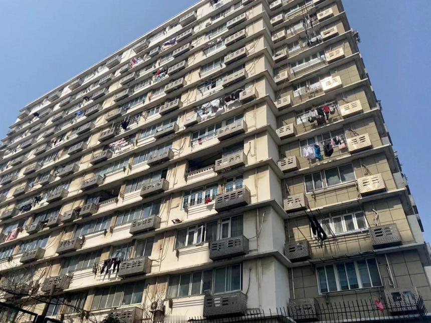 都说高层以后要变贫民窟，可咱们这不几乎全是高层么，总不能最后全变成那样吧？其