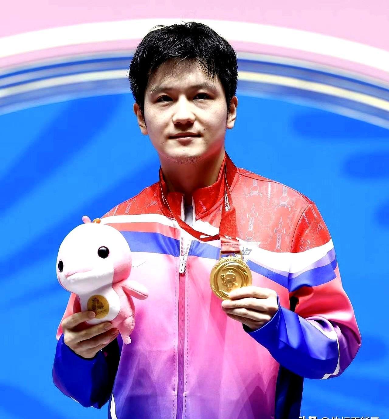 信息整合与增量分析：王曼昱无缘大满贯及全运会冠军现状王曼昱拿过两枚全运会