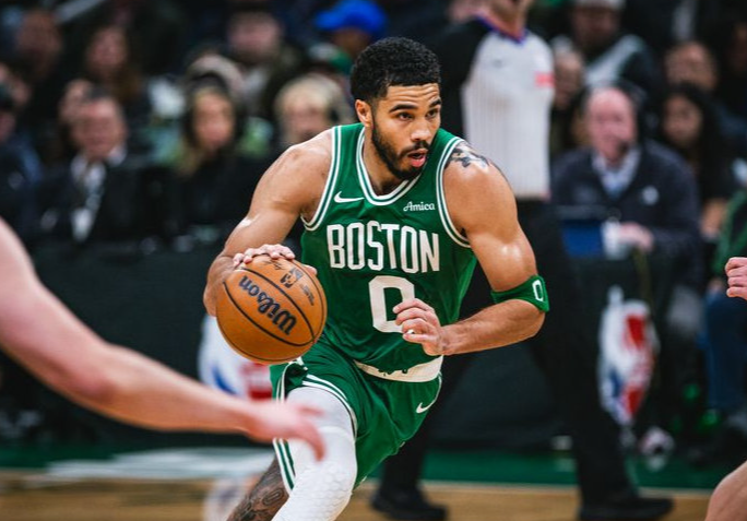 湖人最近杀疯了马上8连胜，你凯慌不慌？难道今年要复刻2009-2010赛季？