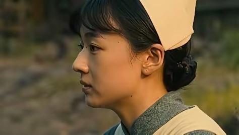 追剧巜八千里路云和月》这部剧情设置有一个特点，明明大家伙儿都活得好好的，却因