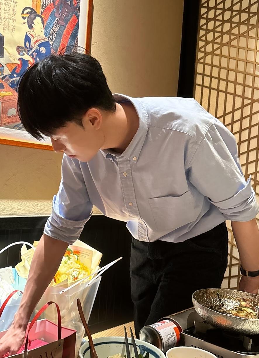 相亲会又不是招聘会。36岁的女博士后遭男硕士拒绝。年薪百万、开保时捷，照样被