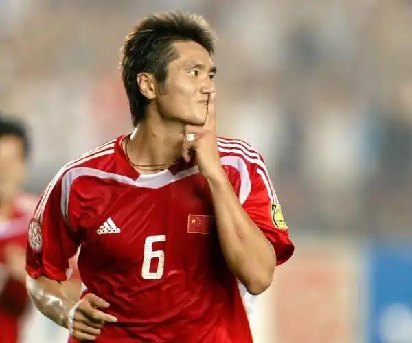 国足2-0狂胜库拉索！感觉晋级下届世界杯稳了！下届亚洲杯可以去争冠了！同时也证明