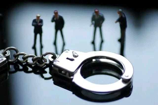 “00后”谷某的事儿，真让人无语。2021年，19岁的他就因强奸罪获刑5年，好在