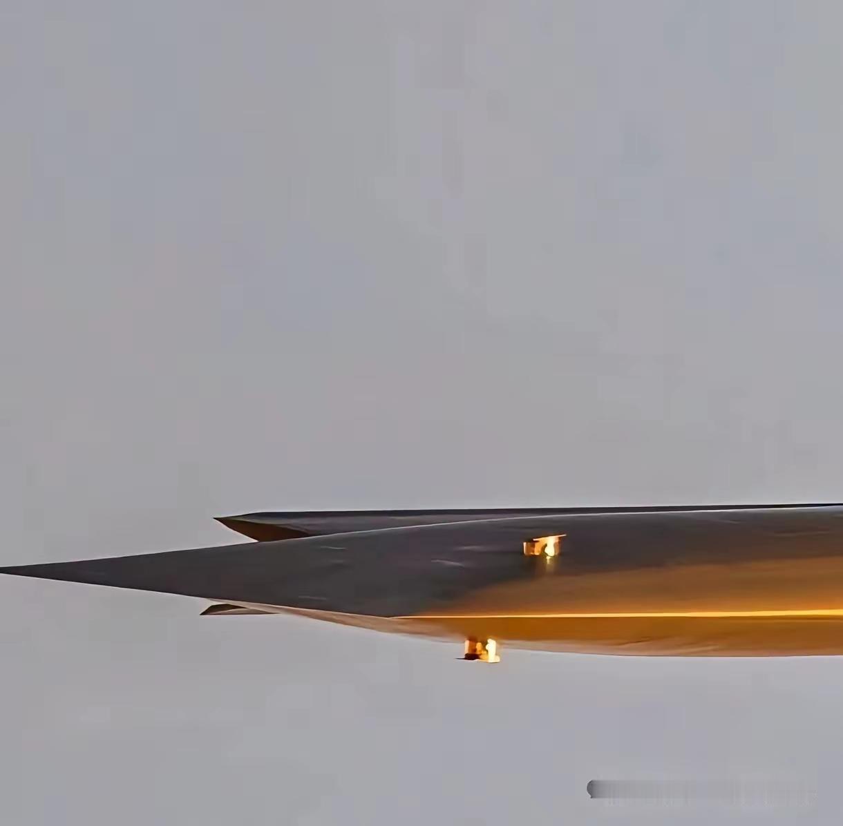 不可否认的是，目前为止，B-2是全球唯一一款隐身战略轰炸机。B-2号称“幽灵”