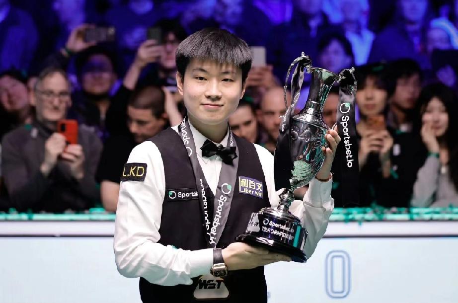 真没想到，赵公子强势夺冠，最释怀的是韦克林，一夜之间，头发都长出来了。