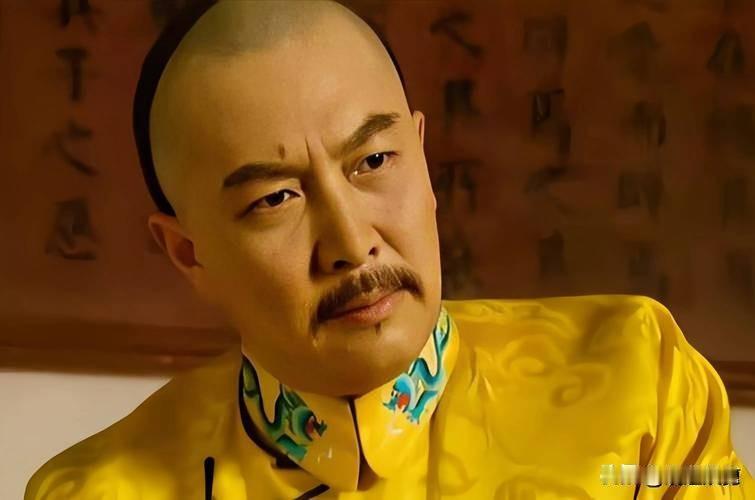 乾隆是如何登上皇位的?乾隆登基这事儿，比电视剧演的顺溜多了。雍正那会儿多惨，