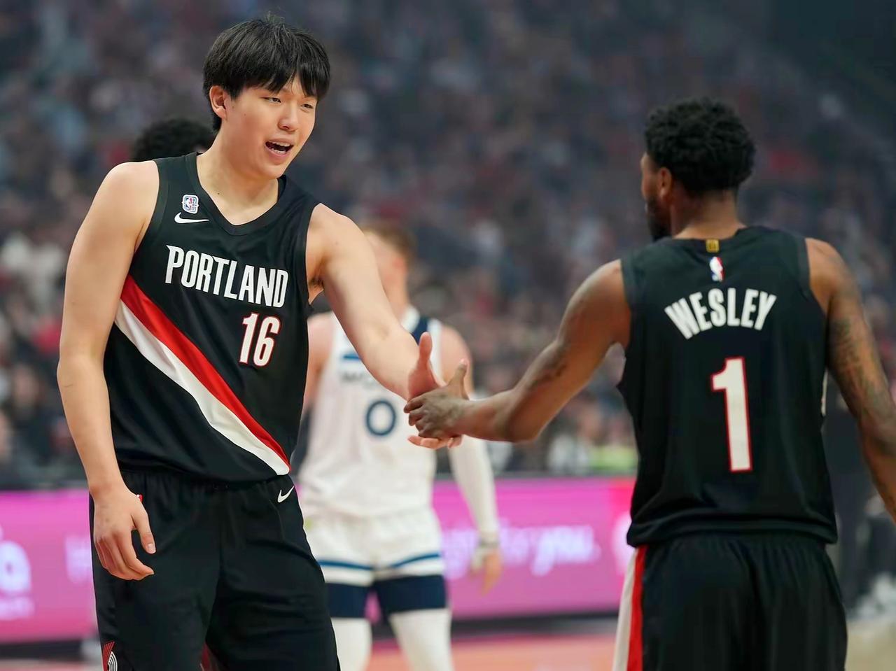 半个赛季，杨瀚森场均2.5分1.8板，这个表现合格吗？杨海森在nba的首个赛