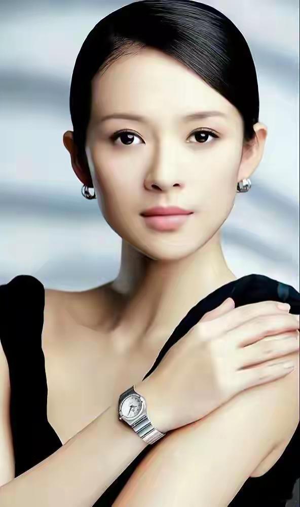 1.章子怡才不愿意与前夫有太多联系，不要抚养权就是要逼着对方拿钱出来，平时就带着