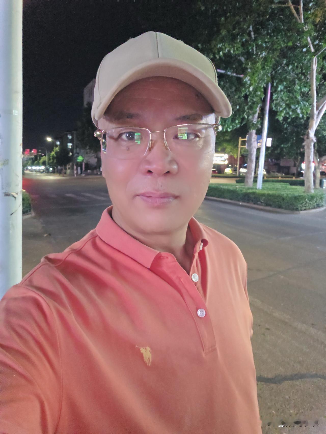 这事对我刺激挺大：昨天知道朋友的健康状况后，忽然担心起自己的身体来……56岁